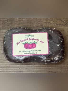 Vtg Bath & Body Works Sun-Ripened Raspberry Scented Bar Soap 4.5 oz Glycerin